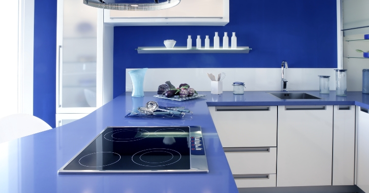 Blaue Küchen ersetzen mehr und mehr weiße Küchen