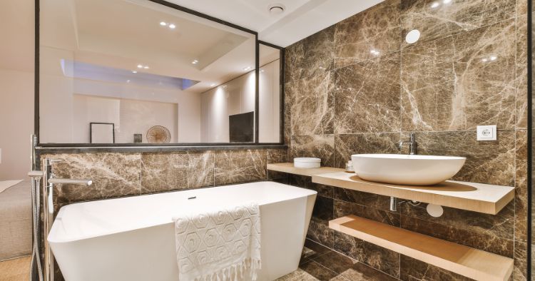 Luxus Badezimmer Idee mit Marmor